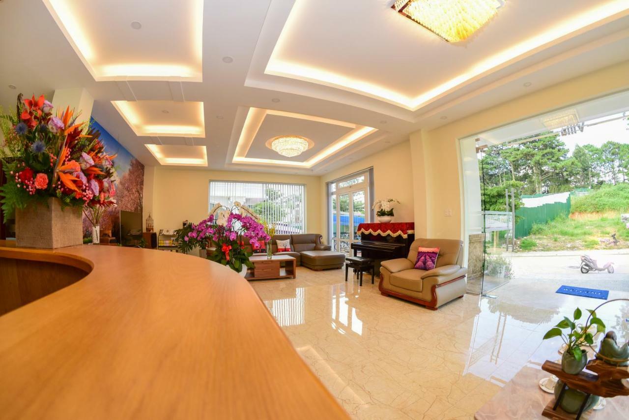 New Golf Valley Villa Da Lat Esterno foto