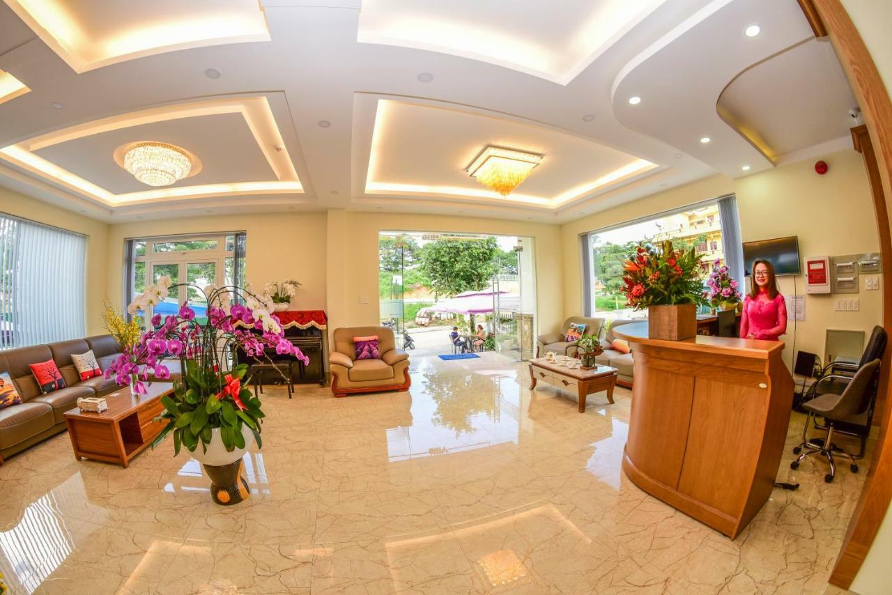 New Golf Valley Villa Da Lat Esterno foto